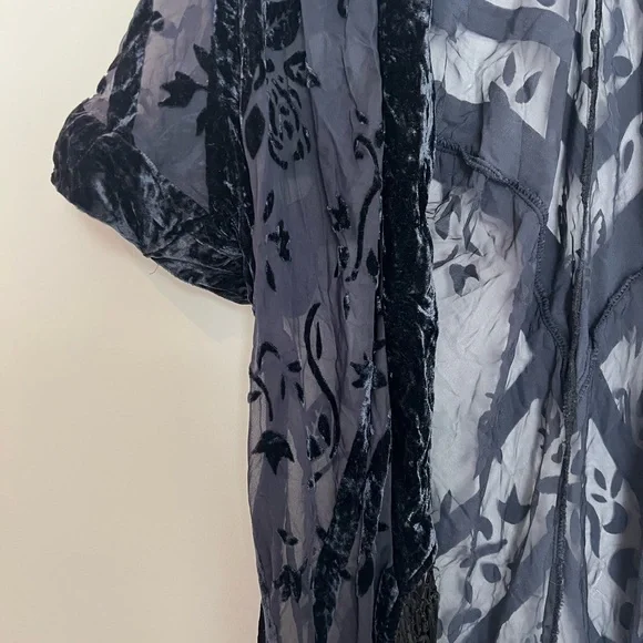 Navy Velvet + Fringe Robe - Picture 4 of 4